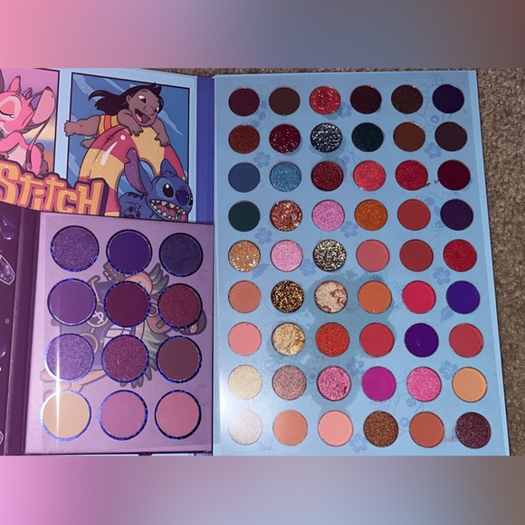 Makeup bundle - Picture 2 of 2